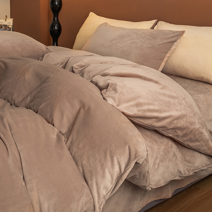 91家纺网 家纺一手货源 找家纺 蓝梦 2025新款A类加厚保暖纯色双拼婴儿绒宝宝绒四件套 奶咖