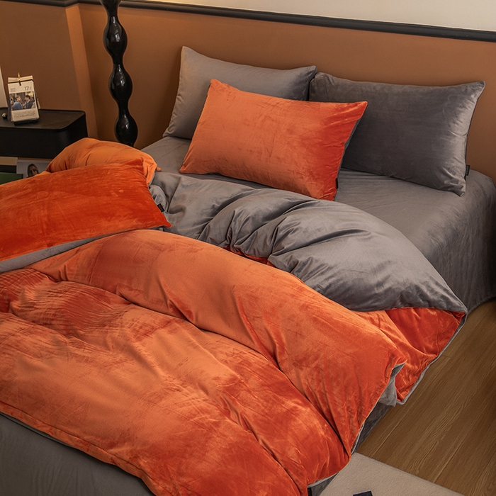 91家纺网 家纺一手货源 找家纺 蓝梦 2025新款A类加厚保暖纯色双拼婴儿绒宝宝绒四件套 爱马橙+深灰