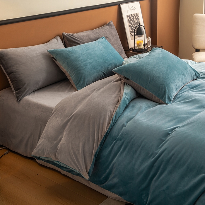 91家纺网 家纺一手货源 找家纺 蓝梦 2025新款A类加厚保暖纯色双拼婴儿绒宝宝绒四件套 宝石蓝+时尚灰