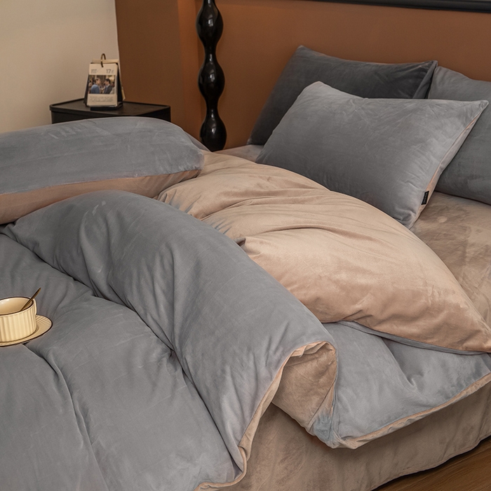 91家纺网 家纺一手货源 找家纺 蓝梦 2025新款A类加厚保暖纯色双拼婴儿绒宝宝绒四件套 时尚灰+奶咖