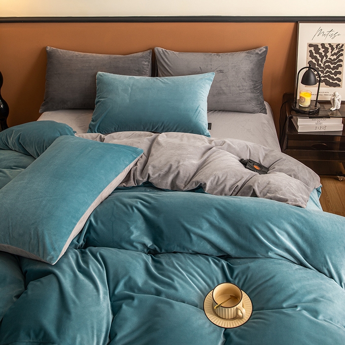 91家纺网 家纺一手货源 找家纺 蓝梦 2025新款A类加厚保暖纯色双拼婴儿绒宝宝绒四件套 宝石蓝+时尚灰