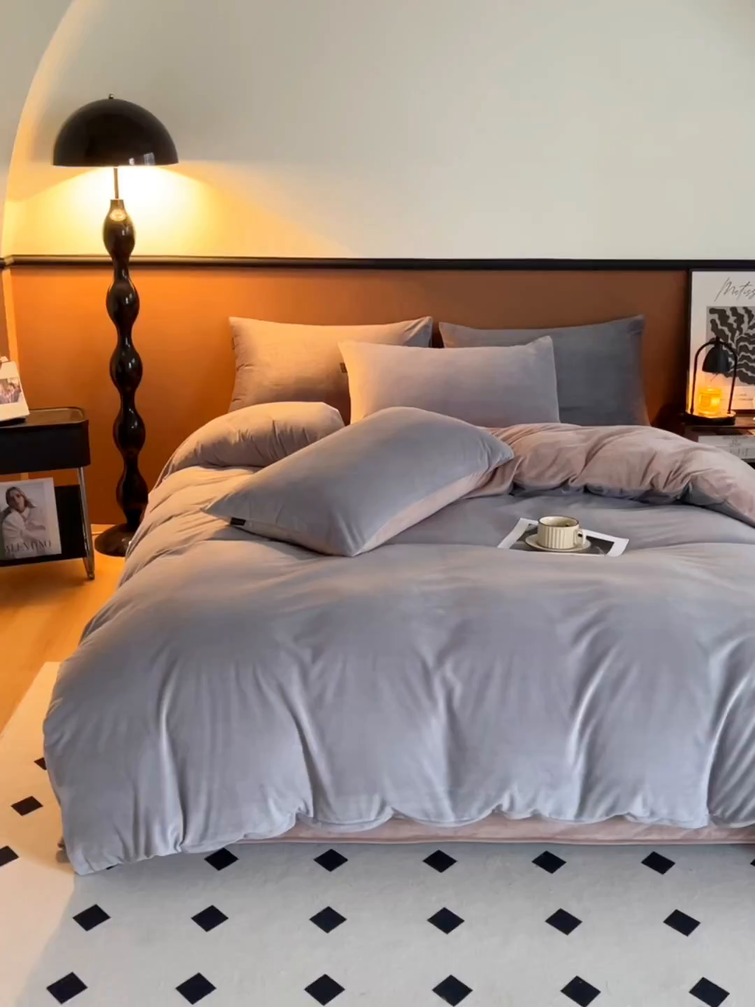 91家纺网 家纺一手货源 找家纺 蓝梦 2025新款A类加厚保暖纯色双拼婴儿绒宝宝绒四件套 时尚灰+奶咖