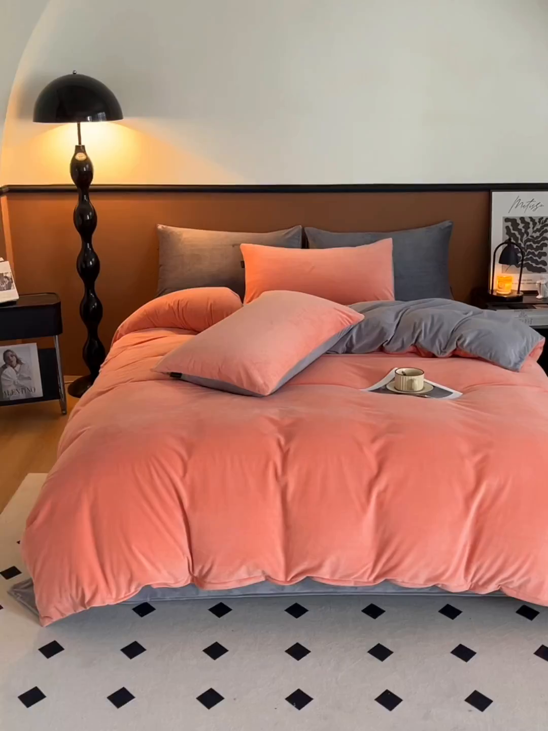 91家纺网 家纺一手货源 找家纺 蓝梦 2025新款A类加厚保暖纯色双拼婴儿绒宝宝绒四件套 婴儿粉+时尚灰