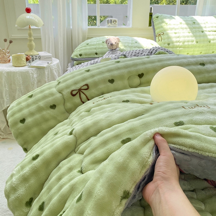 91家纺网 家纺一手货源 找家纺 （总）眠势力 2025新款兔兔绒豆豆被子冬被芯加绒兔毛绒加厚保暖被褥