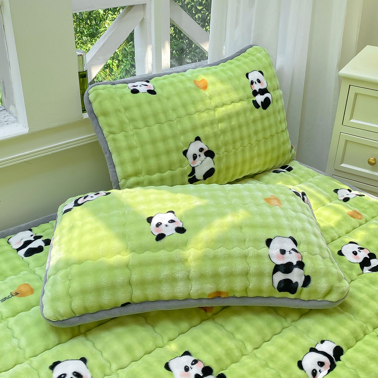 91家纺网 家纺一手货源 找家纺 眠势力 2025新款兔兔绒豆豆被子冬被芯加绒兔毛绒加厚保暖被褥 熊猫【兔兔绒豆豆被】