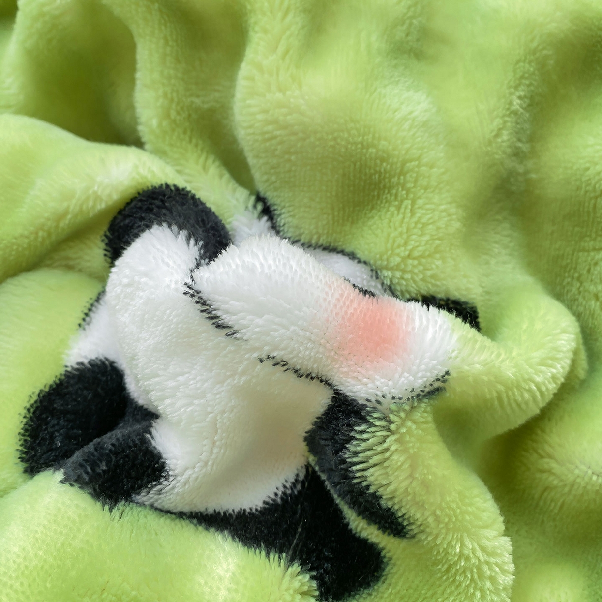 91家纺网 家纺一手货源 找家纺 眠势力 2025新款兔兔绒豆豆被子冬被芯加绒兔毛绒加厚保暖被褥 熊猫【兔兔绒豆豆被】