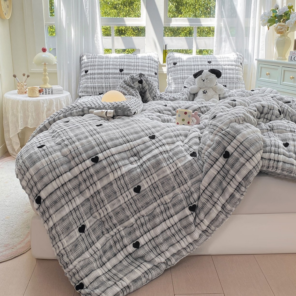 91家纺网 家纺一手货源 找家纺 眠势力 2025新款兔兔绒豆豆被子冬被芯加绒兔毛绒加厚保暖被褥 格子爱心【兔兔绒豆豆被】