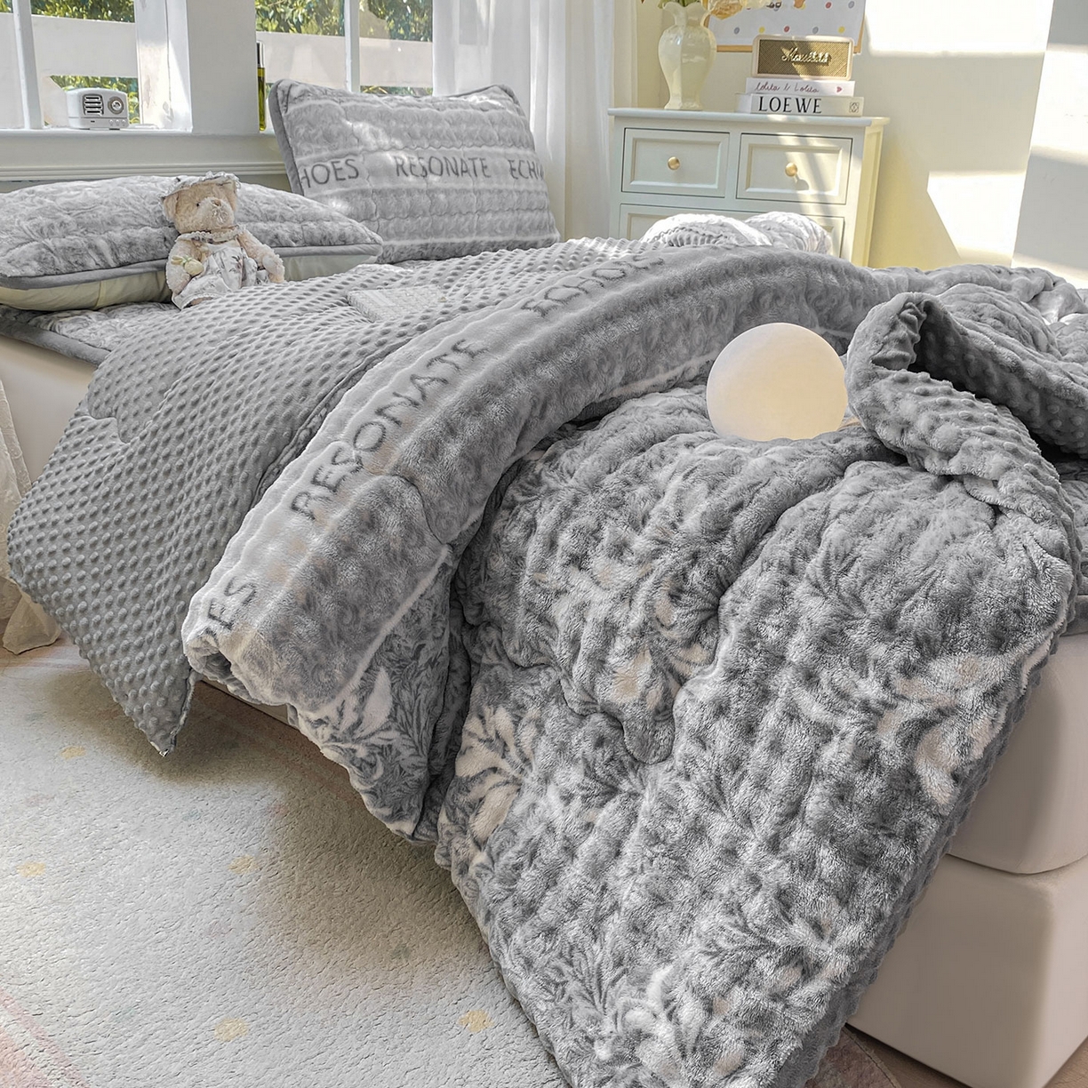 91家纺网 家纺一手货源 找家纺 眠势力 2025新款兔兔绒豆豆被子冬被芯加绒兔毛绒加厚保暖被褥 雅韵【兔兔绒豆豆被】