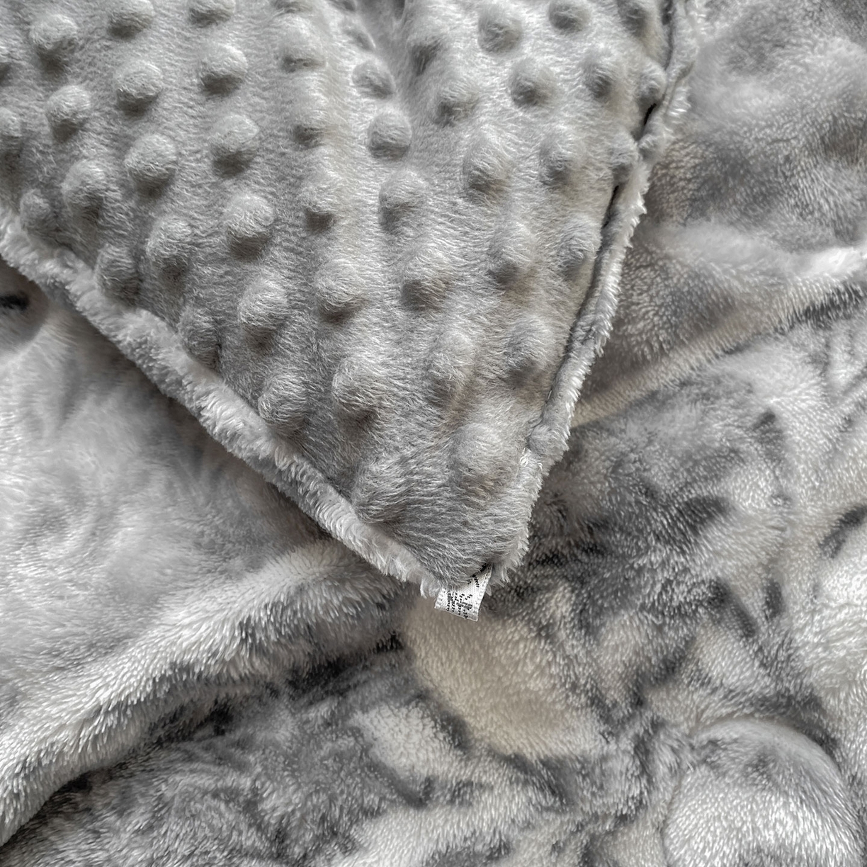 91家纺网 家纺一手货源 找家纺 眠势力 2025新款兔兔绒豆豆被子冬被芯加绒兔毛绒加厚保暖被褥 雅韵【兔兔绒豆豆被】