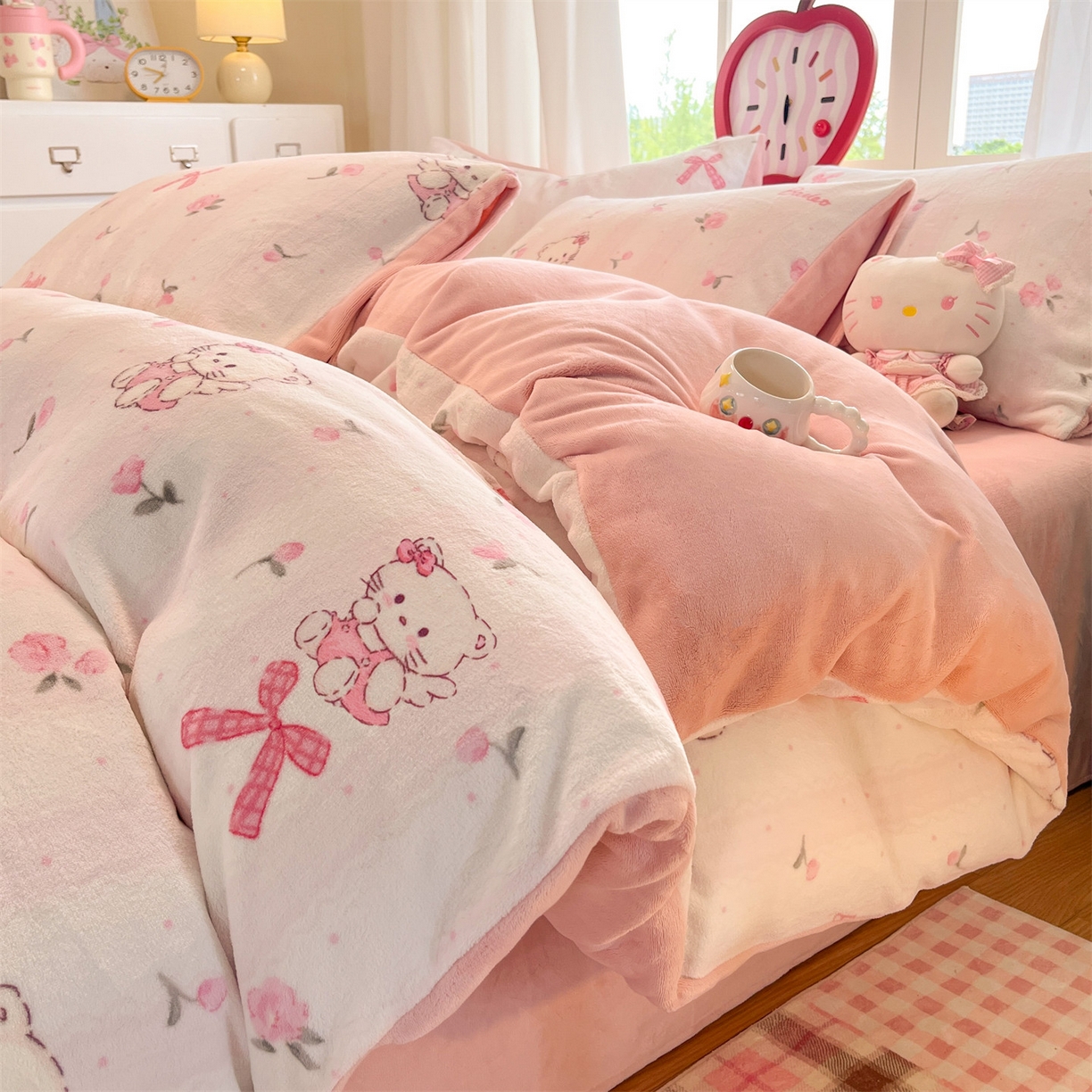 91家纺网 家纺一手货源 找家纺 云棉坊 2025新款高克重卡通牛奶绒四件套-印花系列 粉色kt