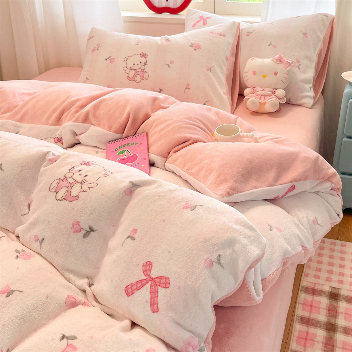 91家纺网 家纺一手货源 找家纺 云棉坊 2025新款高克重卡通牛奶绒四件套-印花系列 粉色kt