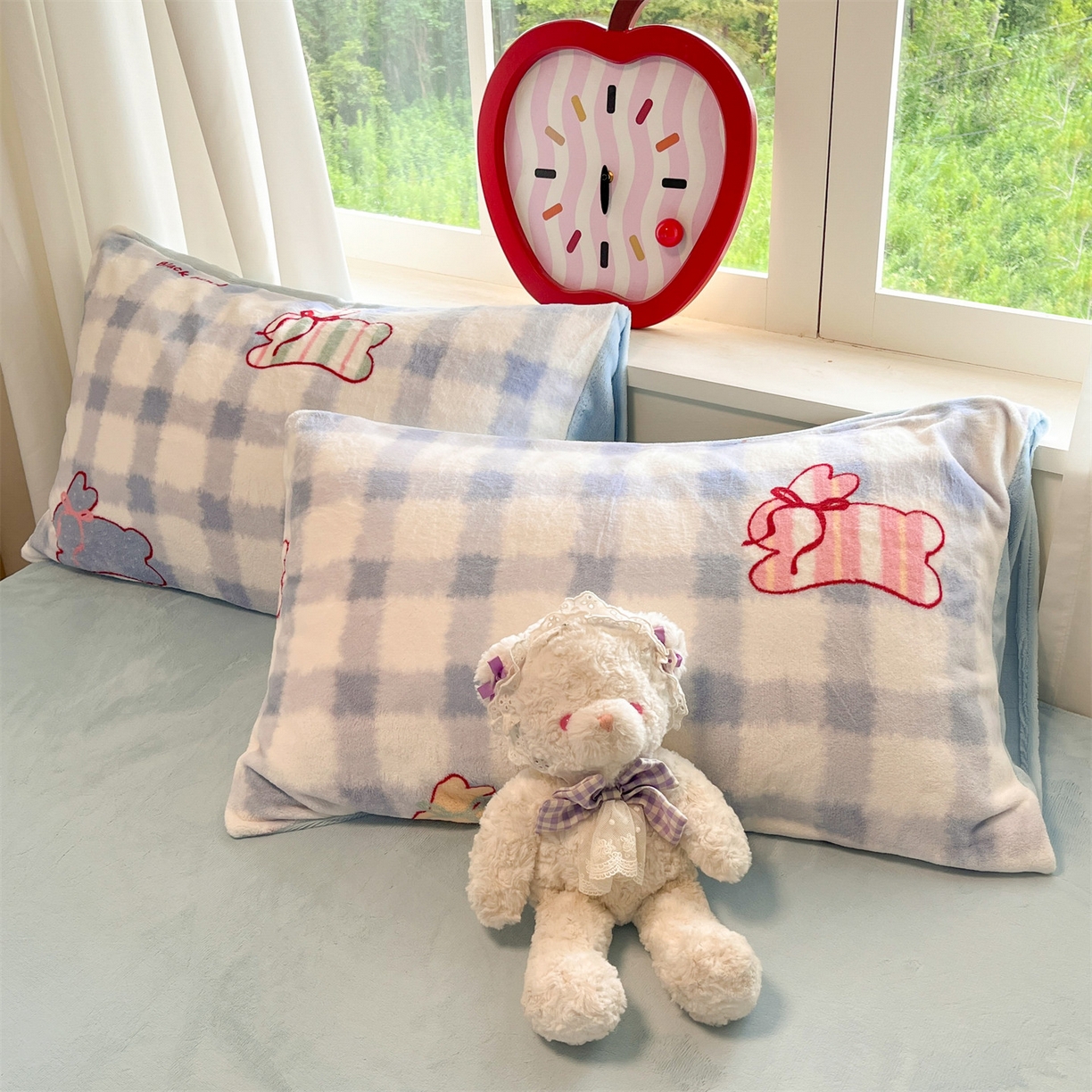 91家纺网 家纺一手货源 找家纺 云棉坊 2025新款高克重卡通牛奶绒四件套-印花系列 格子兔