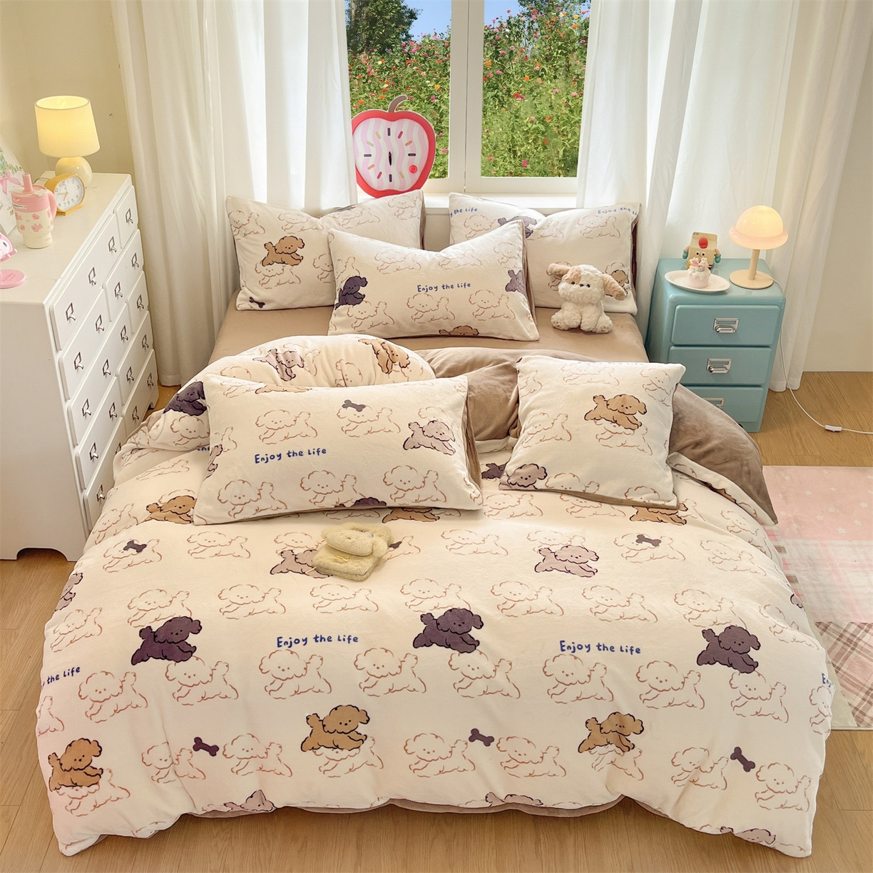 91家纺网 家纺一手货源 找家纺 云棉坊 2025新款高克重卡通牛奶绒四件套-印花系列 开心狗