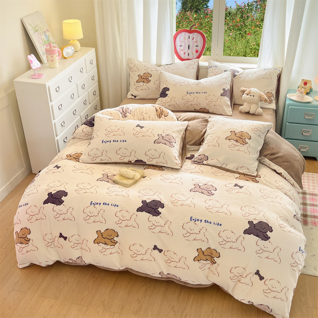 91家纺网 家纺一手货源 找家纺 云棉坊 2025新款高克重卡通牛奶绒四件套-印花系列 开心狗