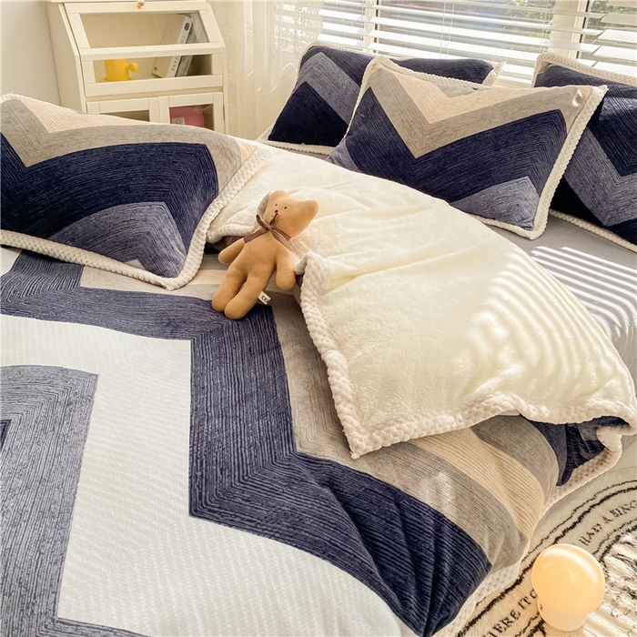 91家纺网 家纺一手货源 找家纺 琪格格纺织 2025新款A牛奶绒B兔兔绒保暖印花四件套 大包边绒几何时尚