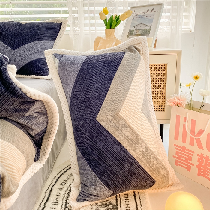 91家纺网 家纺一手货源 找家纺 琪格格纺织 2025新款A牛奶绒B兔兔绒保暖印花四件套 大包边绒几何时尚