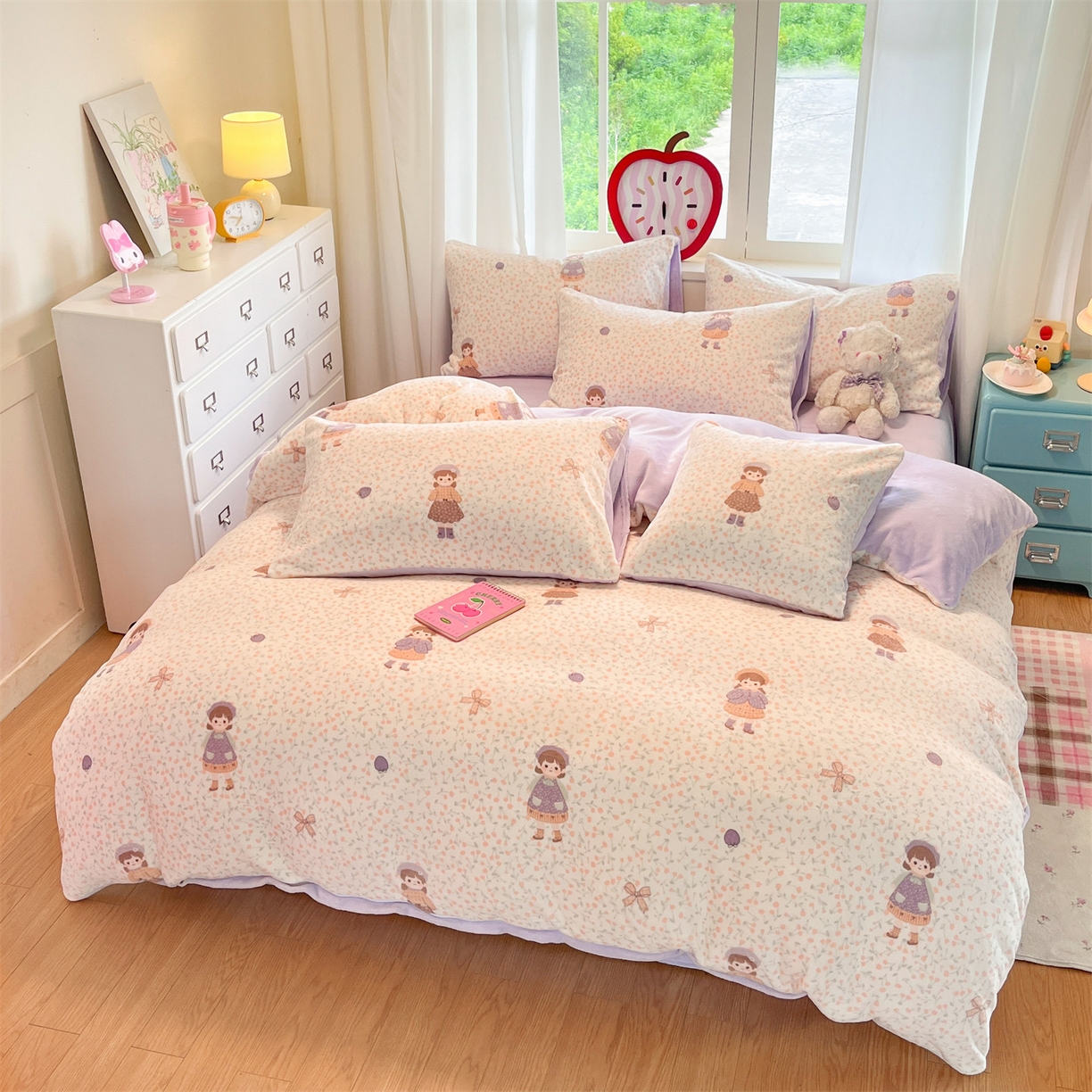 91家纺网 家纺一手货源 找家纺 云棉坊 2025新款高克重卡通牛奶绒四件套-印花系列 甜美女孩