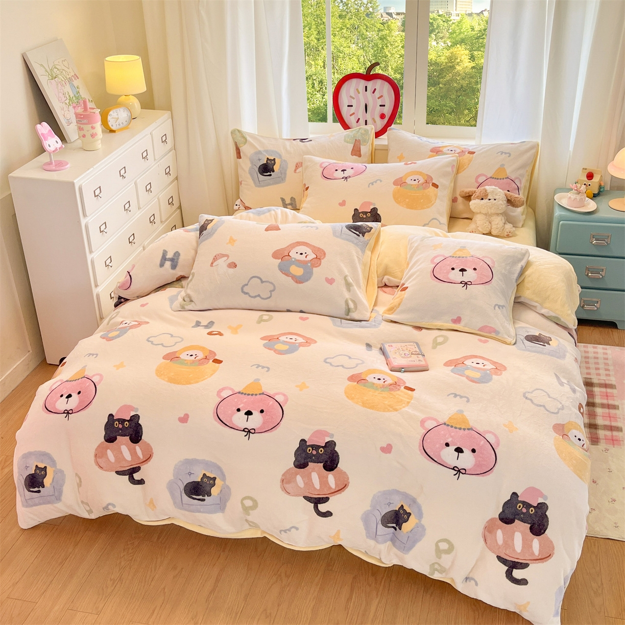 91家纺网 家纺一手货源 找家纺 云棉坊 2025新款高克重卡通牛奶绒四件套-印花系列 小甜露比