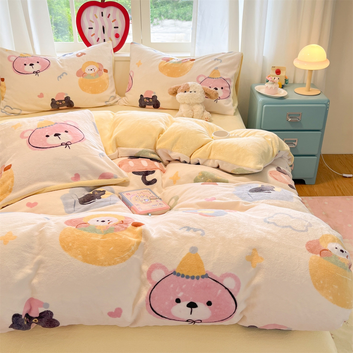 91家纺网 家纺一手货源 找家纺 云棉坊 2025新款高克重卡通牛奶绒四件套-印花系列 小甜露比