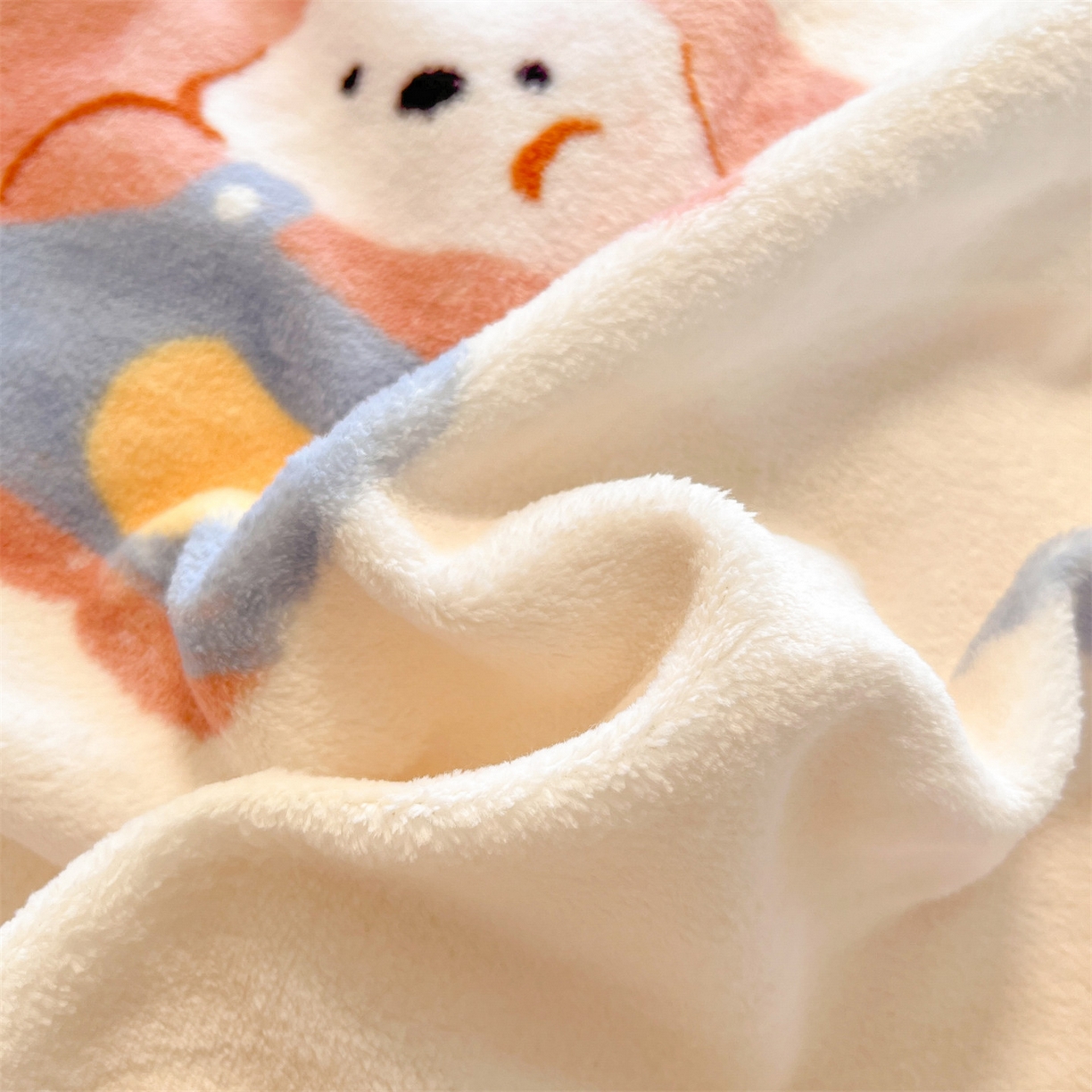 91家纺网 家纺一手货源 找家纺 云棉坊 2025新款高克重卡通牛奶绒四件套-印花系列 小甜露比