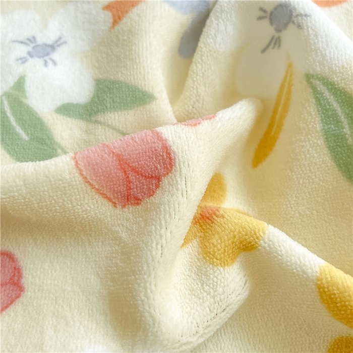 91家纺网 家纺一手货源 找家纺 琪格格纺织 2025新款A牛奶绒B兔兔绒保暖印花四件套 大包边绒沁香-黄