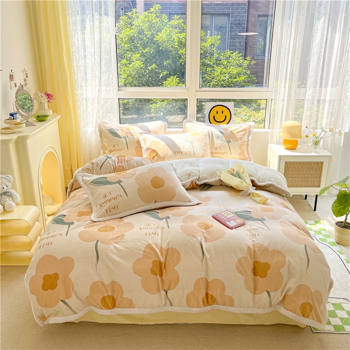 91家纺网 家纺一手货源 找家纺 琪格格纺织 2025新款A牛奶绒B兔兔绒保暖印花四件套 大包边绒微雨