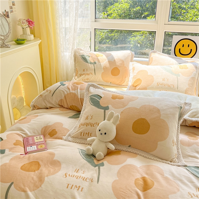 91家纺网 家纺一手货源 找家纺 琪格格纺织 2025新款A牛奶绒B兔兔绒保暖印花四件套 大包边绒微雨