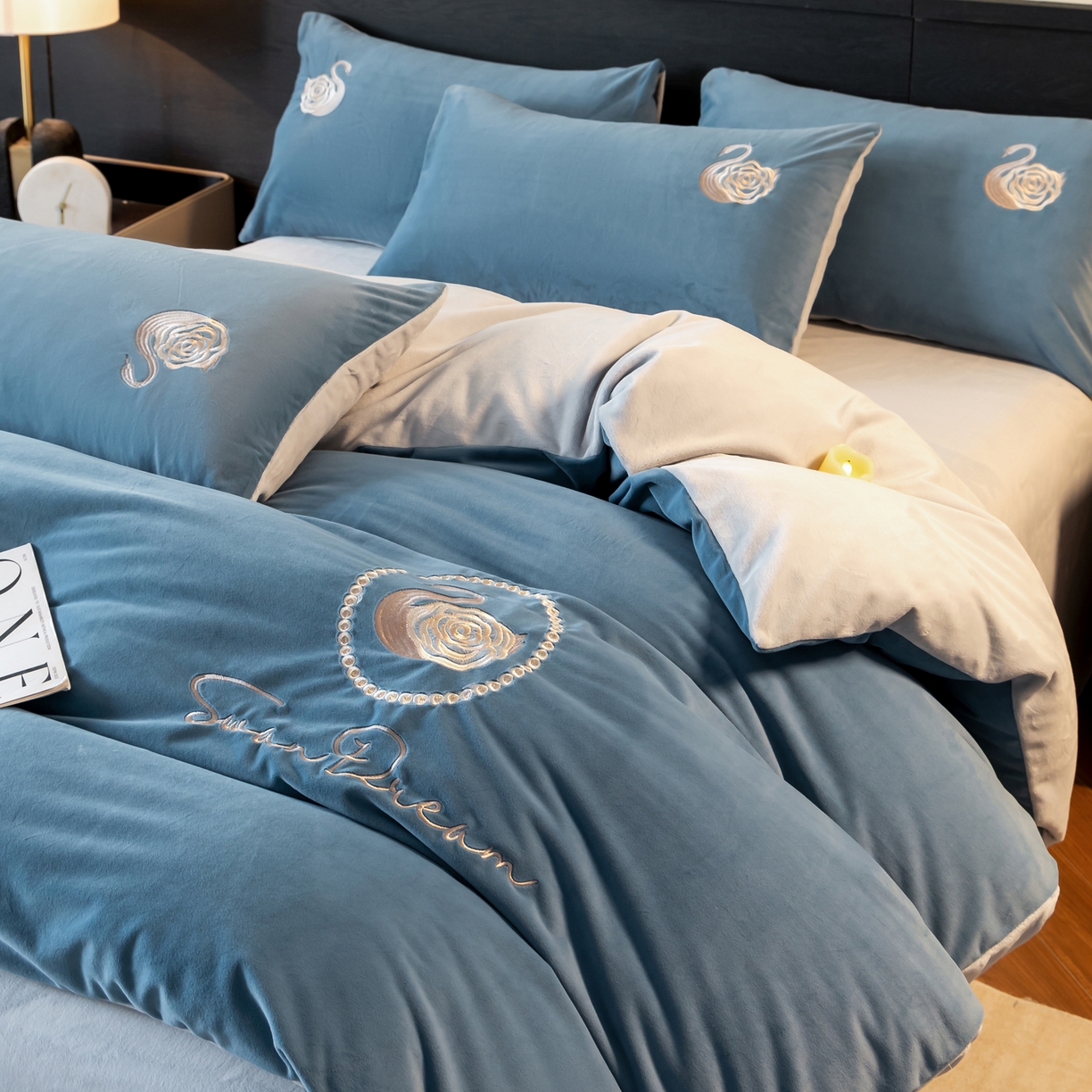 （总）如一 2025新款水晶绒双拼刺绣四件套天鹅系列