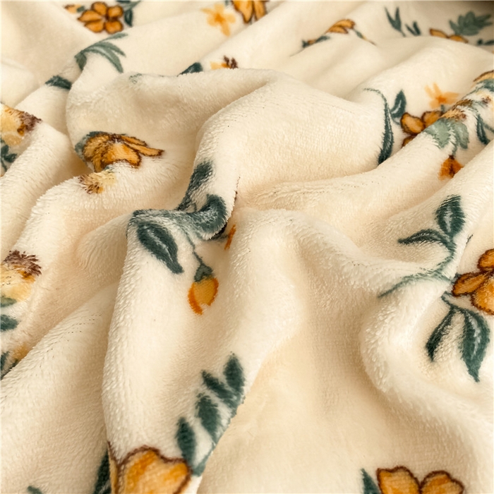 91家纺网 家纺一手货源 找家纺 琪格格纺织 2025新款A牛奶绒B兔兔绒保暖印花四件套 大包边绒小黄花
