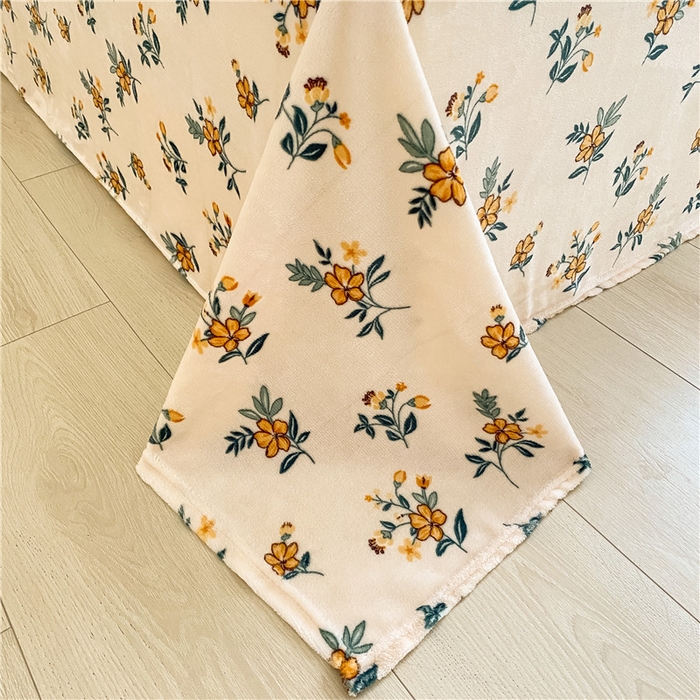 91家纺网 家纺一手货源 找家纺 琪格格纺织 2025新款A牛奶绒B兔兔绒保暖印花四件套 大包边绒小黄花