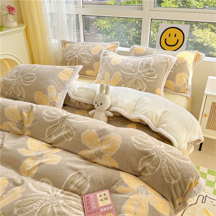 琪格格纺织 2025新款A牛奶绒B兔兔绒保暖印花四件套 大包边绒烟花三月