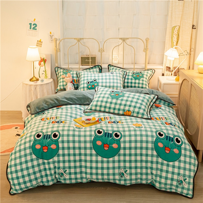 91家纺网 家纺一手货源 找家纺 琪格格纺织 2025新款A牛奶绒B兔兔绒保暖印花四件套 牛奶绒泡泡蛙二