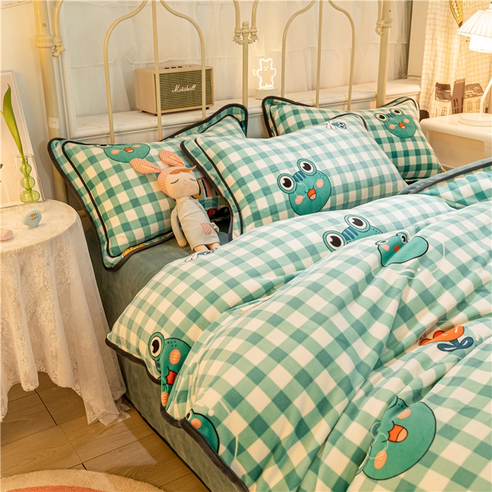 91家纺网 家纺一手货源 找家纺 琪格格纺织 2025新款A牛奶绒B兔兔绒保暖印花四件套 牛奶绒泡泡蛙二