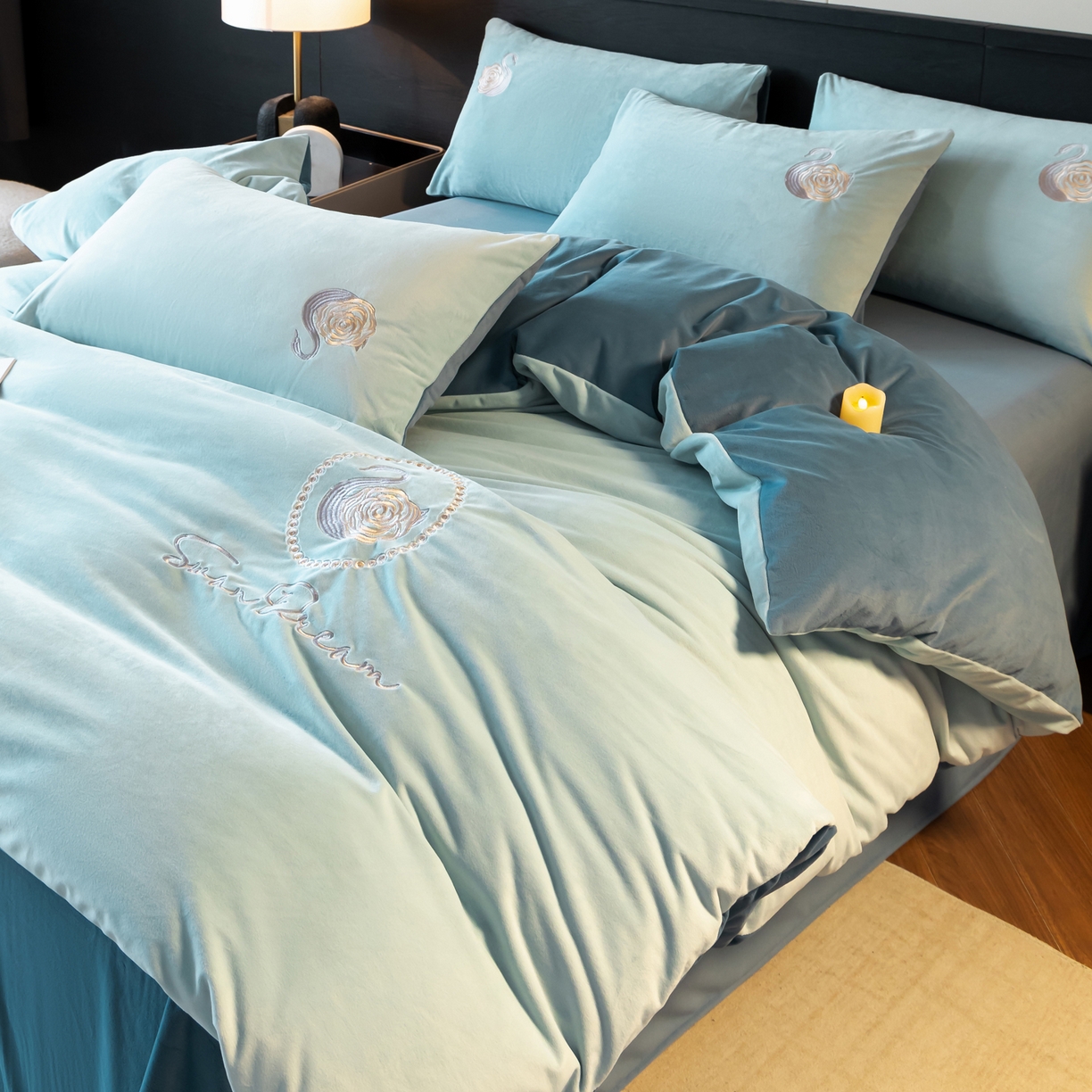 91家纺网 家纺一手货源 找家纺 如一 2025新款水晶绒双拼刺绣四件套天鹅系列 天鹅-梵星兰