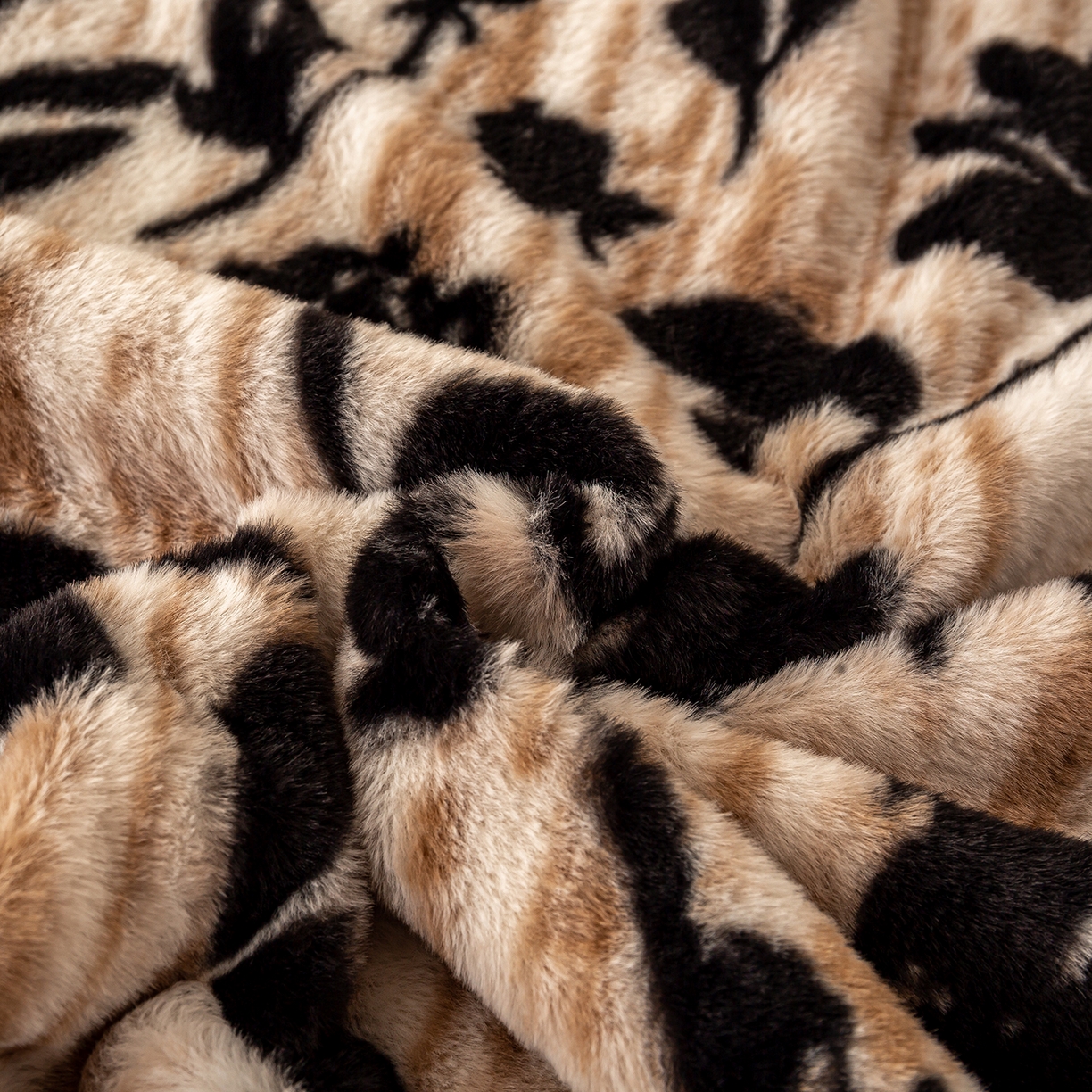 91家纺网 家纺一手货源 找家纺 眠势力 2025新款兔毛绒毛毯冬季加绒加厚盖毯兔兔绒保暖毯子带拉链-美拉德系列 墨韵【兔毛绒毛毯拉链款】