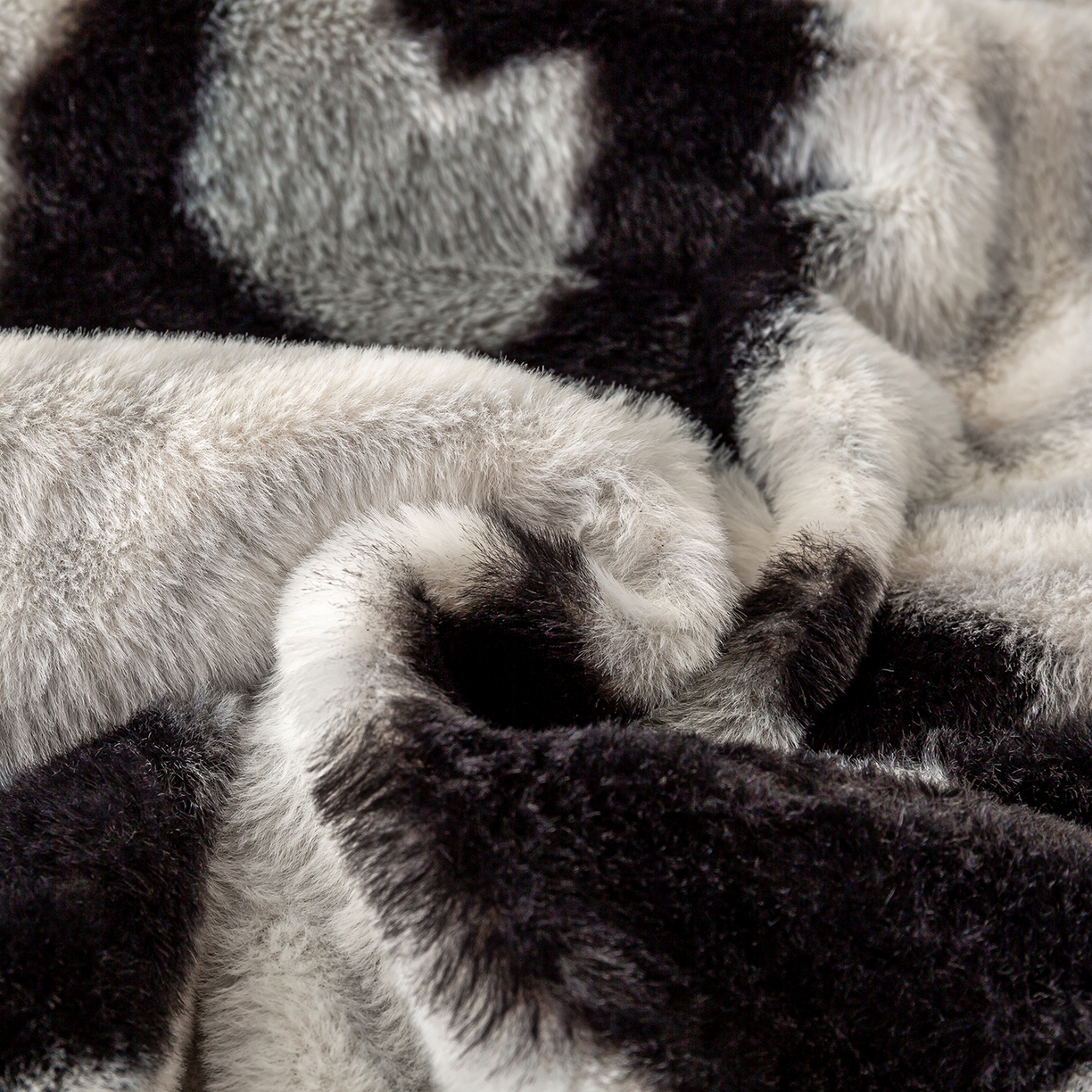 91家纺网 家纺一手货源 找家纺 眠势力 2025新款兔毛绒毛毯冬季加绒加厚盖毯兔兔绒保暖毯子带拉链-美拉德系列 都市斑迹【兔毛绒毛毯拉链款】