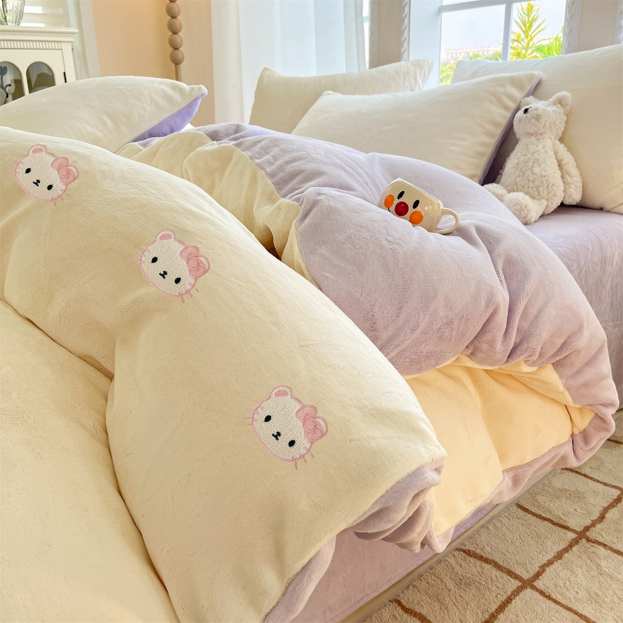 91家纺网 家纺一手货源 找家纺 （总）云棉坊 2025新款高克重牛奶绒四件套-满绣系列