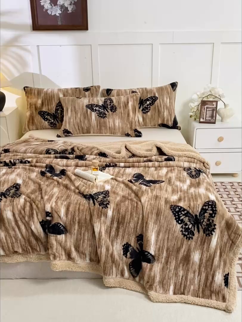 91家纺网 家纺一手货源 找家纺 眠势力 2025新款兔毛绒毛毯冬季加绒加厚盖毯兔兔绒保暖毯子带拉链-美拉德系列 蝶绒梦境【兔毛绒毛毯拉链款】