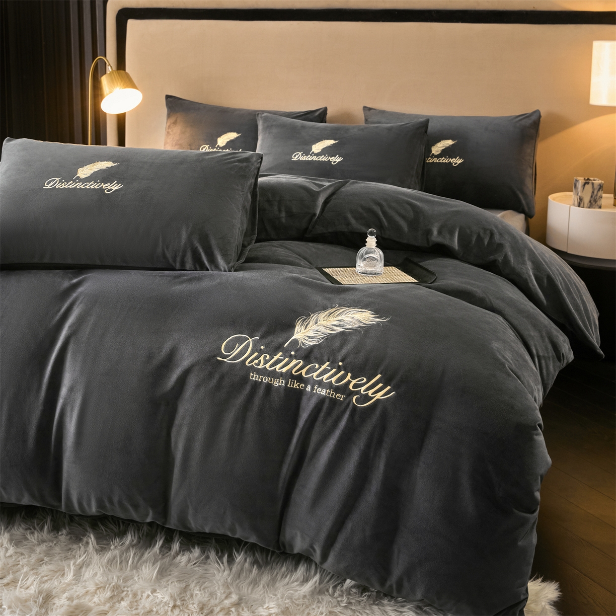 91家纺网 家纺一手货源 找家纺 （总）云棉坊 2025新款高克重水晶绒绣花四件套-羽梦系列