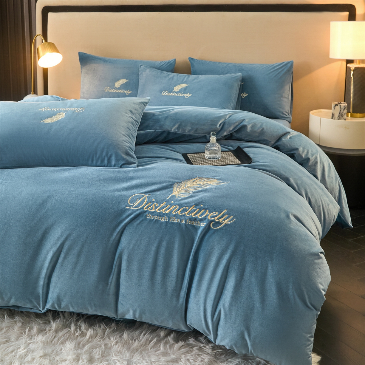 91家纺网 家纺一手货源 找家纺 云棉坊 2025新款高克重水晶绒绣花四件套-羽梦系列 羽梦-宾利蓝