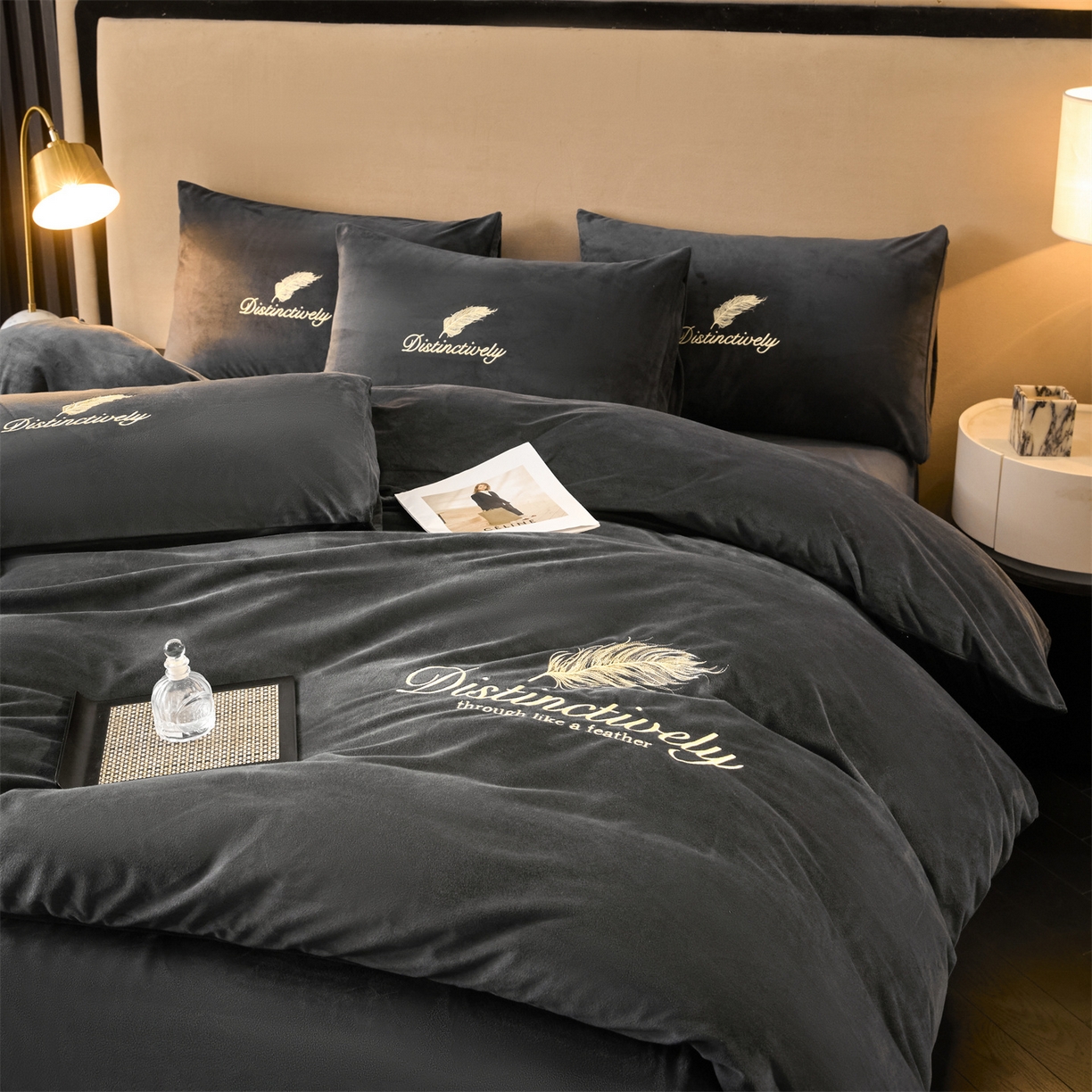 91家纺网 家纺一手货源 找家纺 （总）云棉坊 2025新款高克重水晶绒绣花四件套-羽梦系列