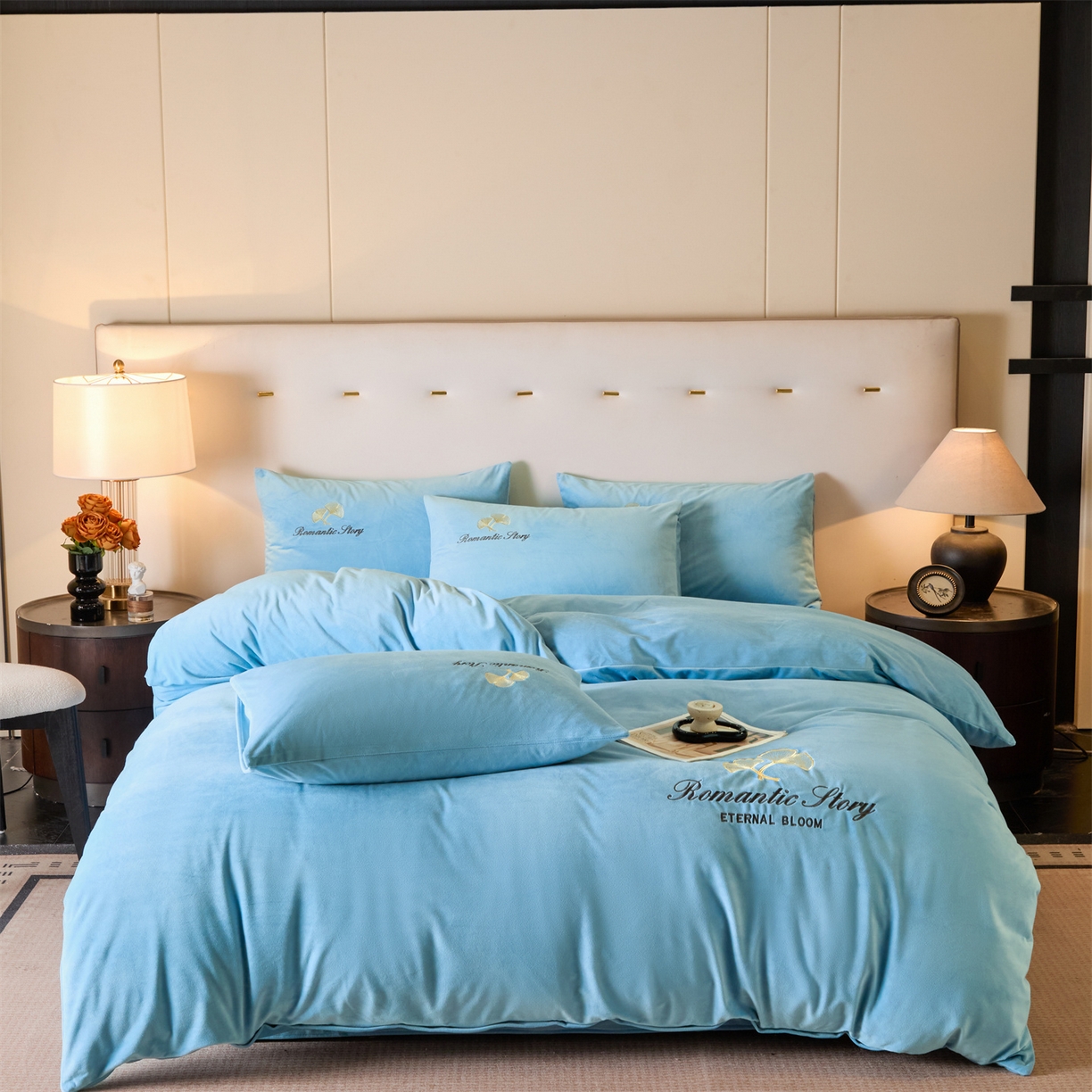 91家纺网 家纺一手货源 找家纺 云棉坊 2025新款高克重水晶绒绣花四件套-杏叶系列 杏叶-天空兰