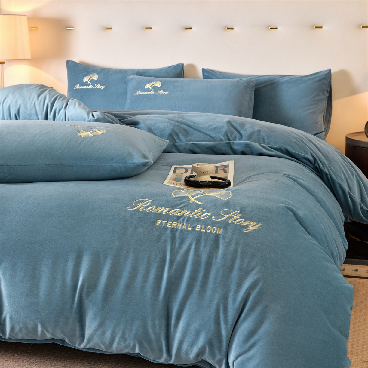 91家纺网 家纺一手货源 找家纺 （总）云棉坊 2025新款高克重水晶绒绣花四件套-杏叶系列