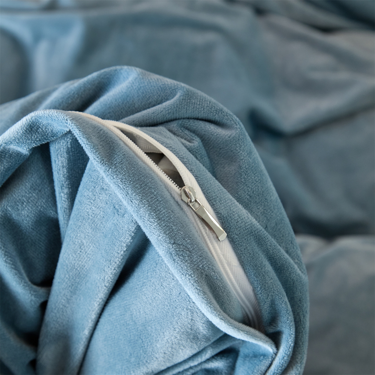 91家纺网 家纺一手货源 找家纺 （总）云棉坊 2025新款高克重水晶绒绣花四件套-杏叶系列