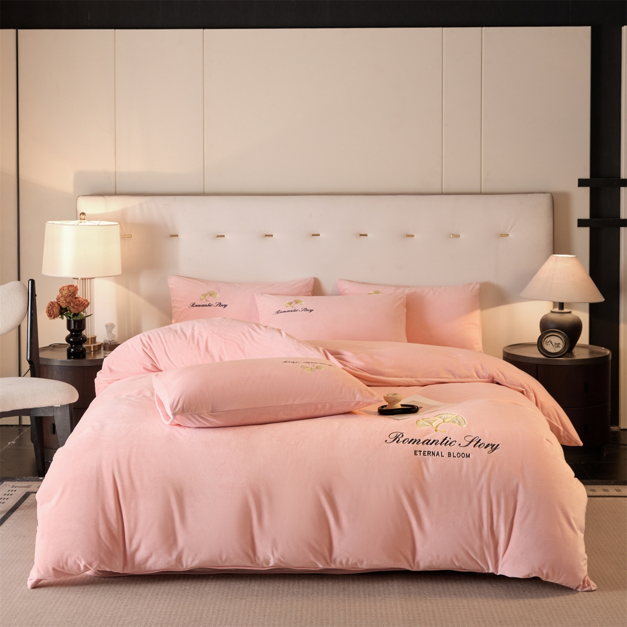 91家纺网 家纺一手货源 找家纺 云棉坊 2025新款高克重水晶绒绣花四件套-杏叶系列 杏叶-蜜桃粉