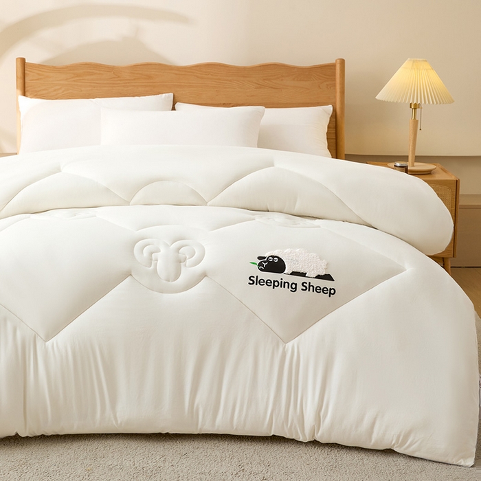 91家纺网 家纺一手货源 找家纺 鑫琪莱家纺 2025新款A类鄂尔多斯羊毛被子被芯 睡眠羊-白