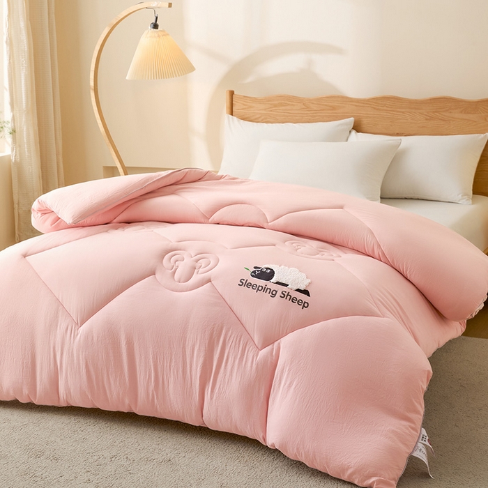 91家纺网 家纺一手货源 找家纺 鑫琪莱家纺 2025新款A类鄂尔多斯羊毛被子被芯 睡眠羊-粉