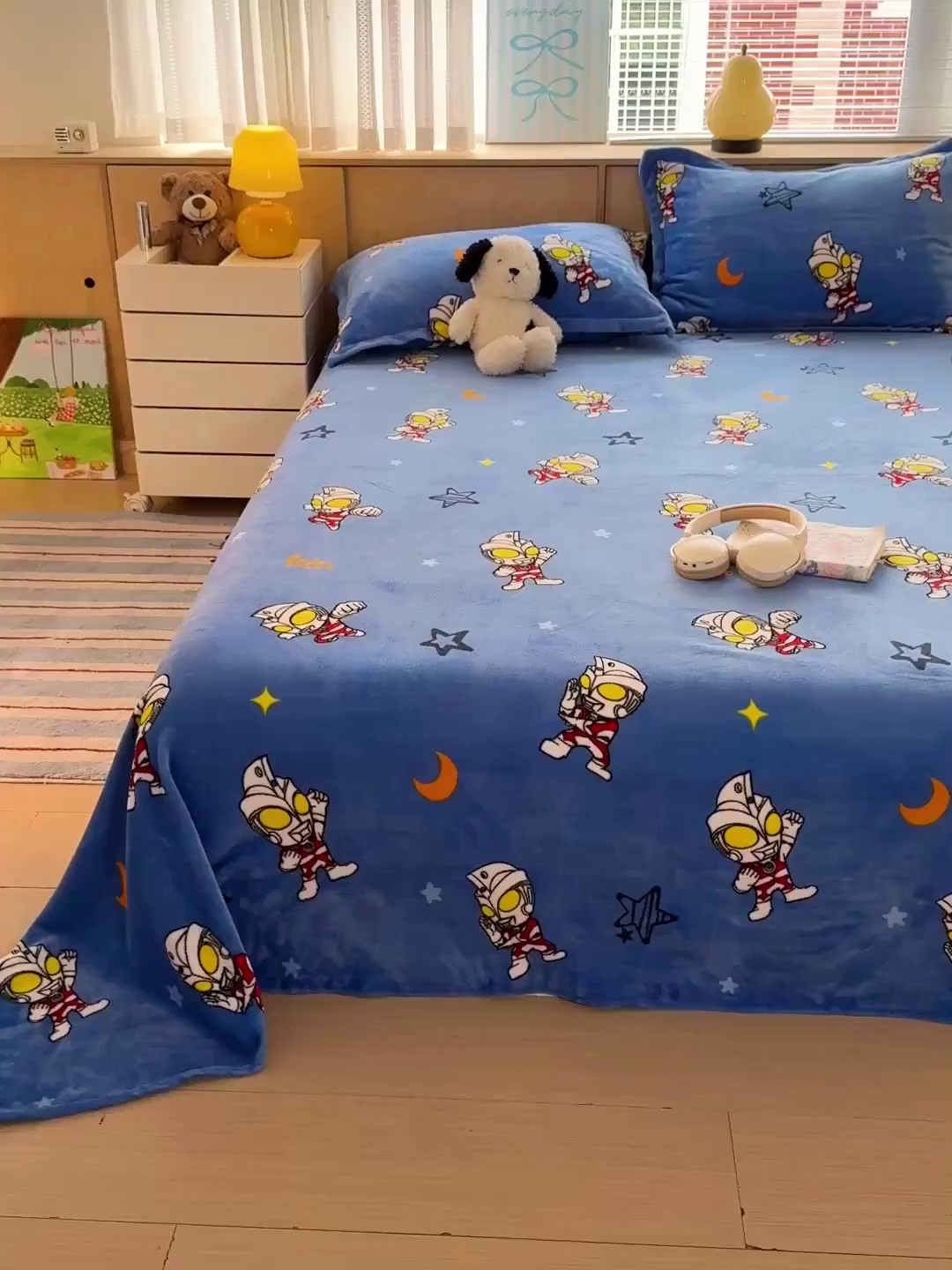 91家纺网 家纺一手货源 找家纺 （总）名兮家居 2025新款经典奥特曼-三丽鸥高克重牛奶绒床单