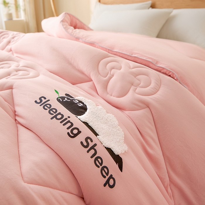 91家纺网 家纺一手货源 找家纺 鑫琪莱家纺 2025新款A类鄂尔多斯羊毛被子被芯 睡眠羊-粉