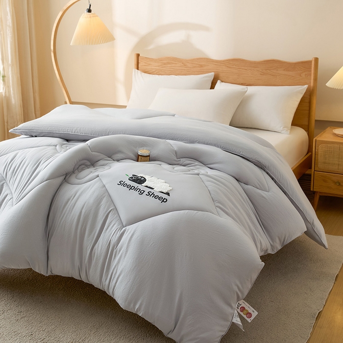 91家纺网 家纺一手货源 找家纺 鑫琪莱家纺 2025新款A类鄂尔多斯羊毛被子被芯 睡眠羊-灰